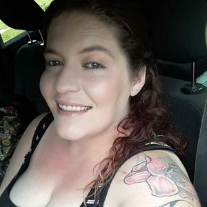 Meet your Posher, Lura